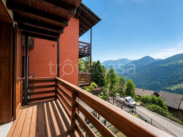 appartamento in vendita a Gandellino in zona Tezzi