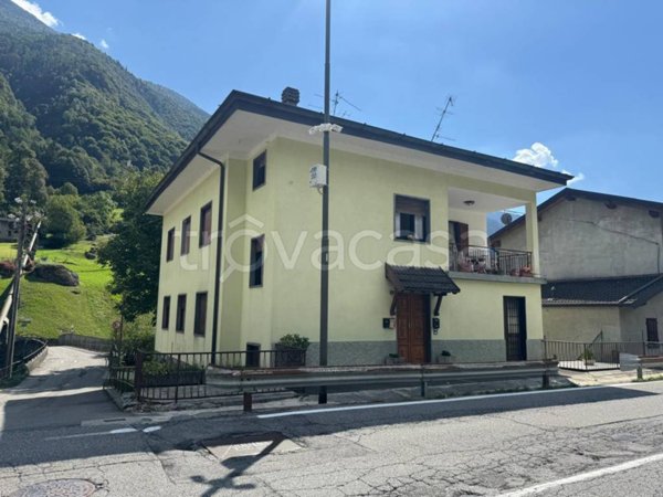 appartamento in vendita a Gandellino in zona Grabiasca