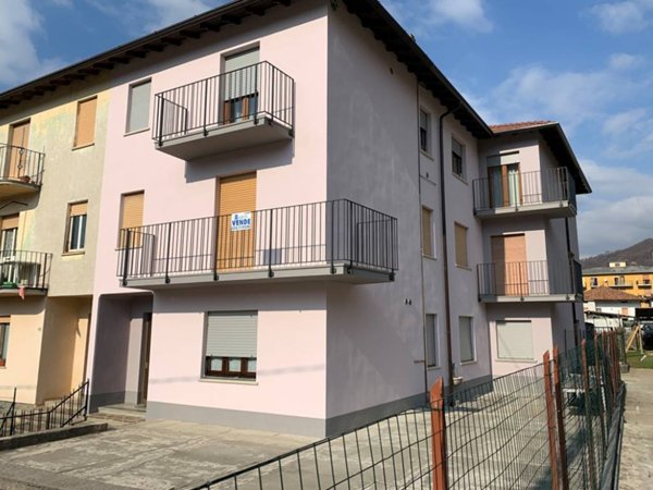 appartamento in vendita a Gandino