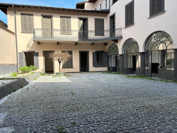 intera palazzina in vendita a Gandino