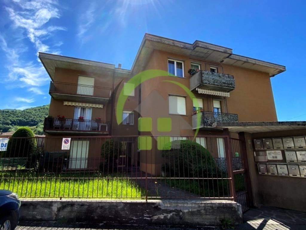 appartamento in vendita a Gandino