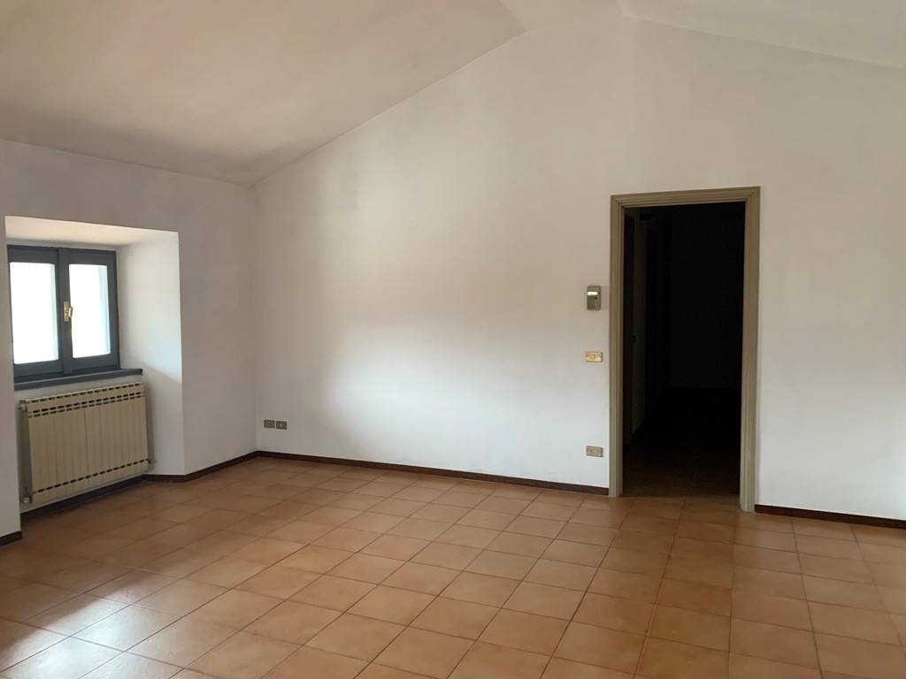 appartamento in vendita a Gandino