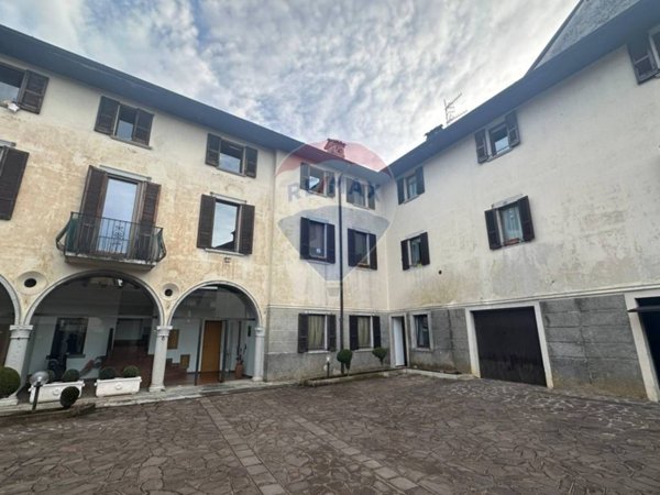 appartamento in vendita a Gandino