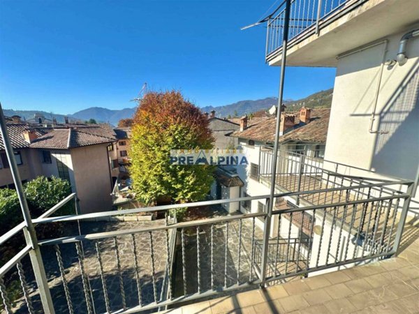 appartamento in vendita a Gandino