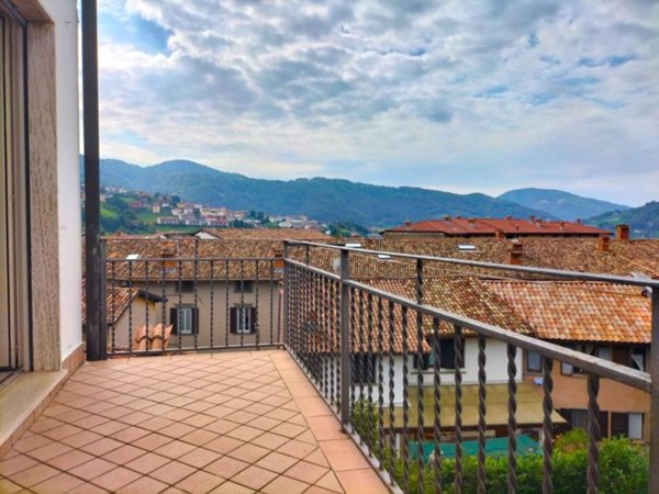 appartamento in vendita a Gandino