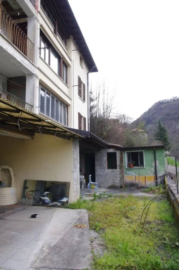 appartamento in vendita a Gandino