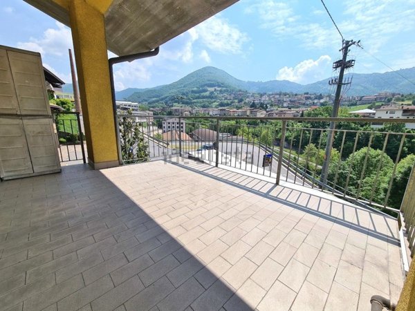 appartamento in vendita a Gandino