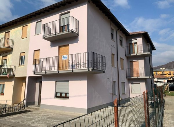appartamento in vendita a Gandino