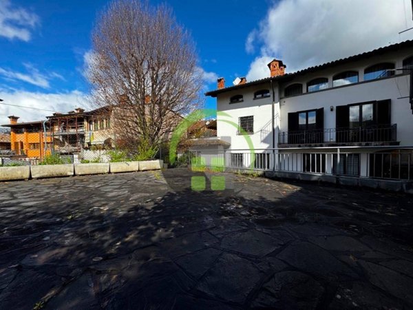 casa indipendente in vendita a Gandino