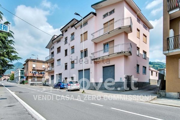 casa semindipendente in vendita a Gandino