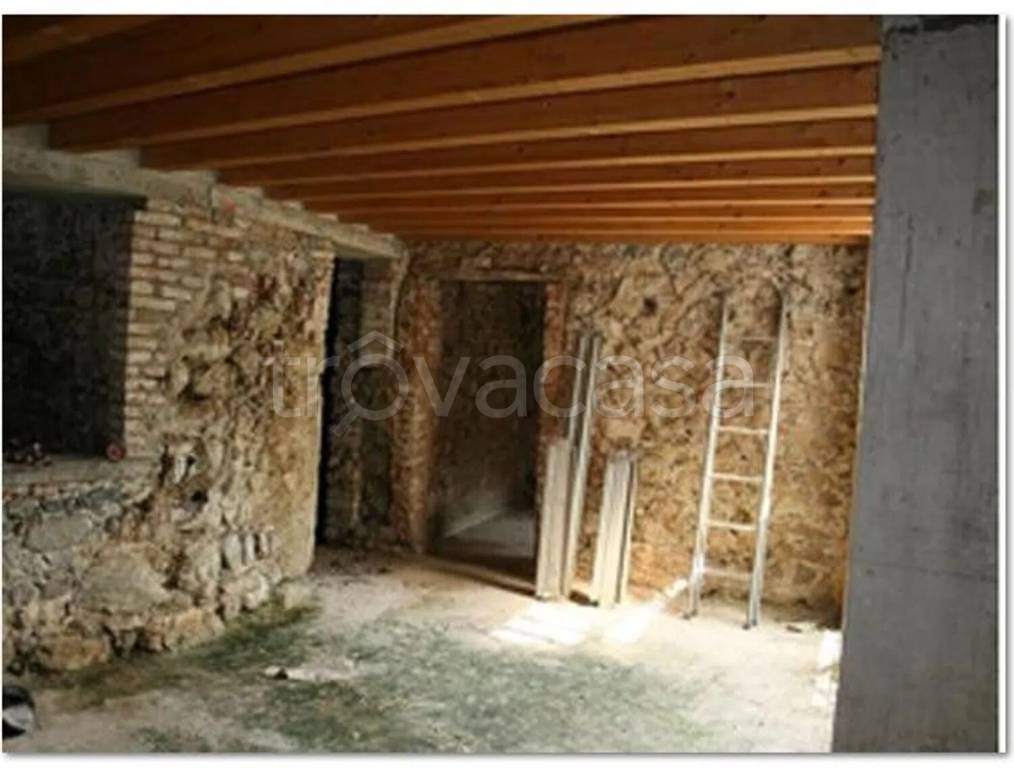 appartamento in vendita a Gandino