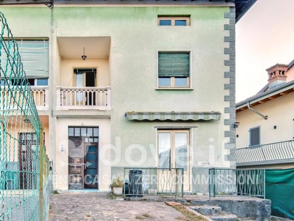 casa indipendente in vendita a Gandino