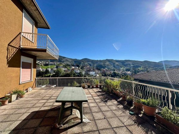 appartamento in vendita a Gandino