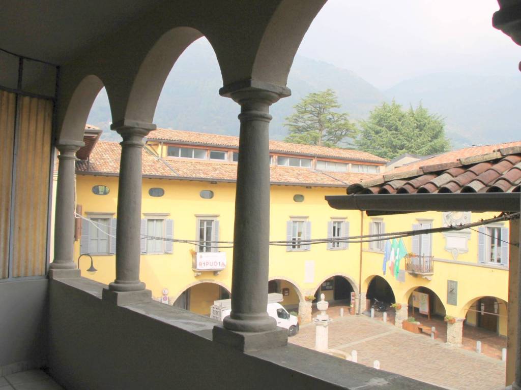 appartamento in vendita a Gandino