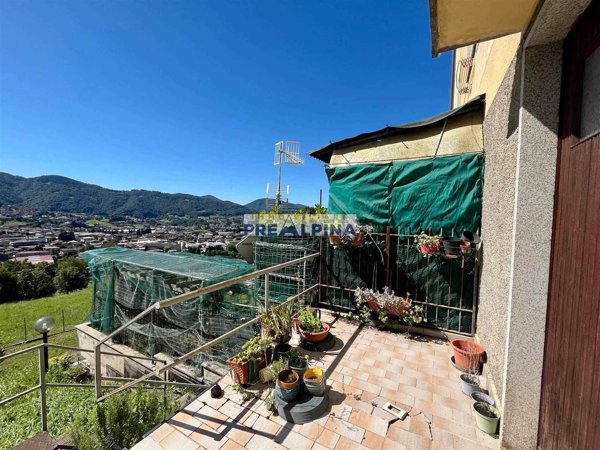 appartamento in vendita a Gandino in zona Barzizza