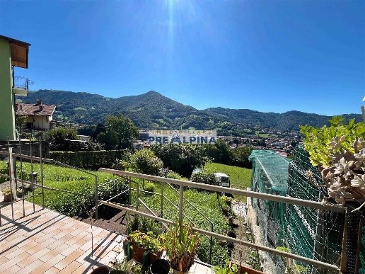 appartamento in vendita a Gandino in zona Barzizza