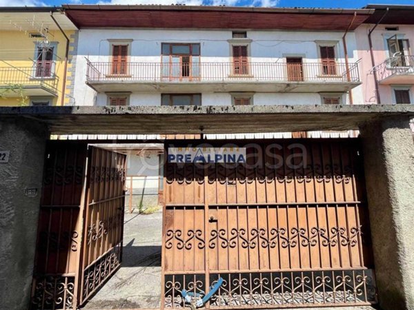 casa indipendente in vendita a Gandino