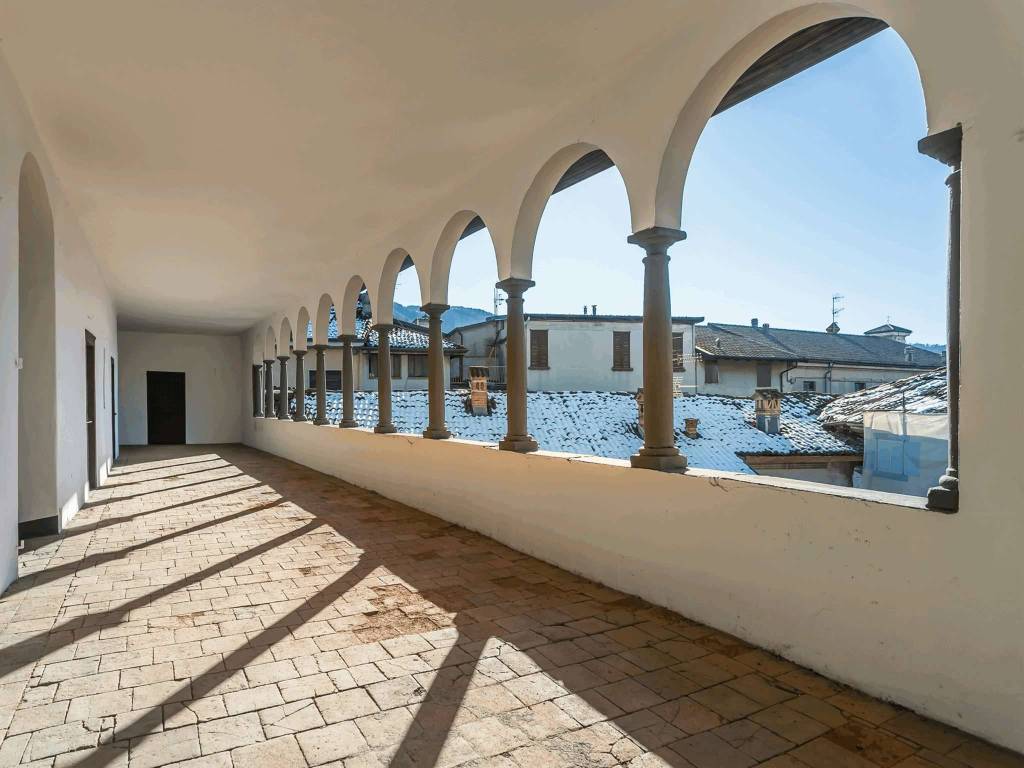 intera palazzina in vendita a Gandino