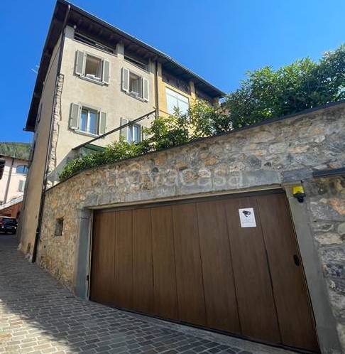 appartamento in vendita a Gandino in zona Barzizza