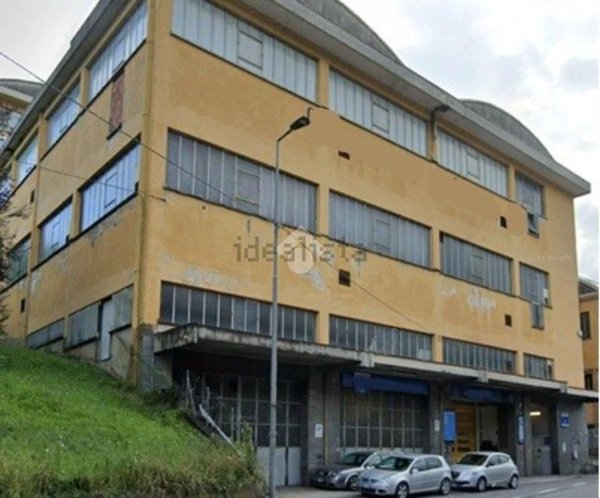 locale di sgombero in vendita a Gandino