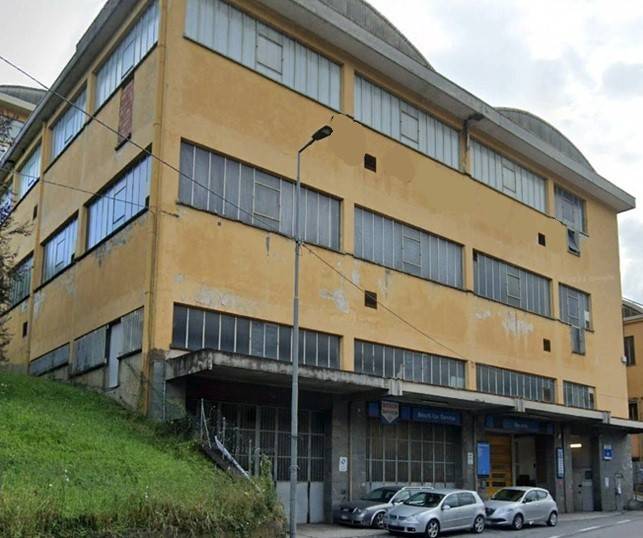 locale di sgombero in vendita a Gandino