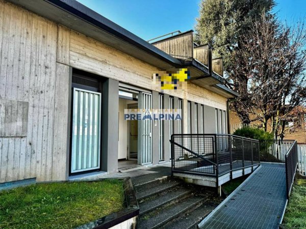 negozio in vendita a Gandino