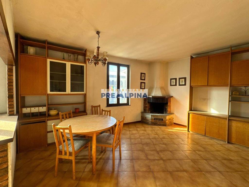 appartamento in vendita a Gandino