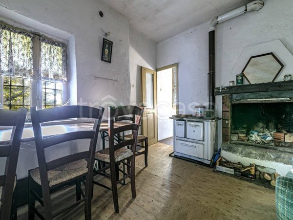 appartamento in vendita a Gandino in zona Barzizza