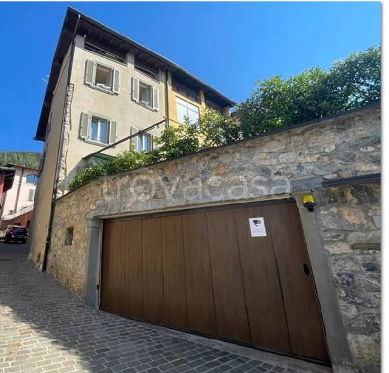 appartamento in vendita a Gandino in zona Barzizza