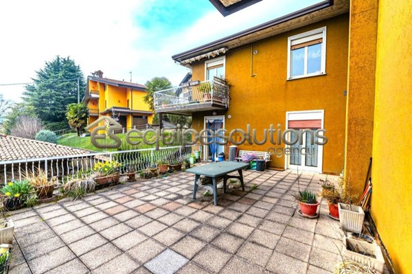 appartamento in vendita a Gandino