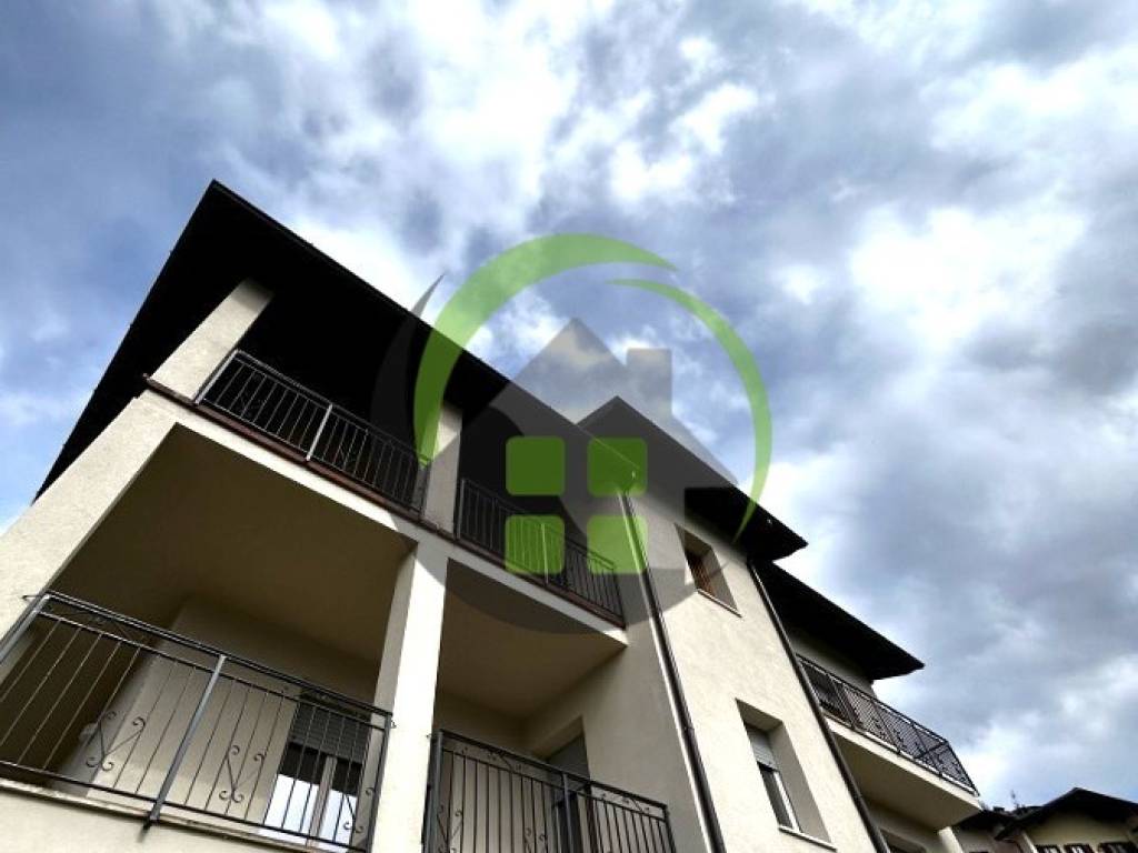 appartamento in vendita a Gandino