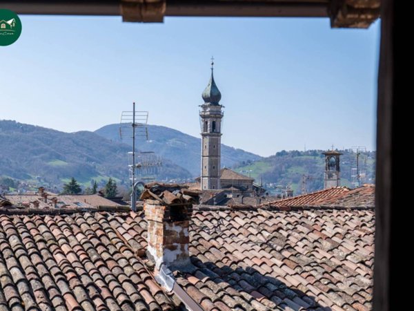 appartamento in vendita a Gandino