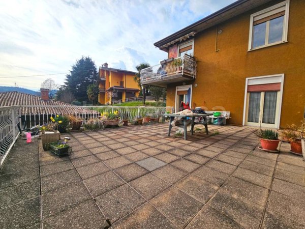 appartamento in vendita a Gandino