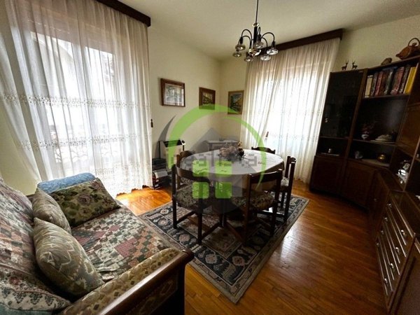 casa semindipendente in vendita a Gandino