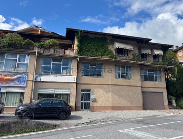 casa indipendente in vendita a Gandino