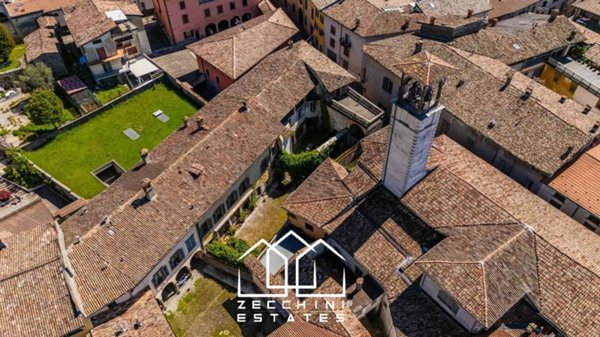 casa indipendente in vendita a Gandino in zona Cirano