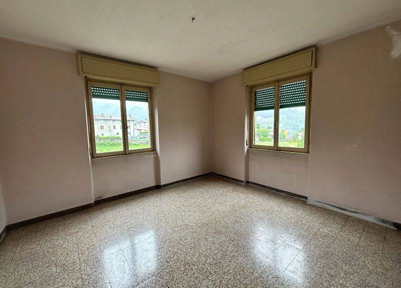 appartamento in vendita a Gandino