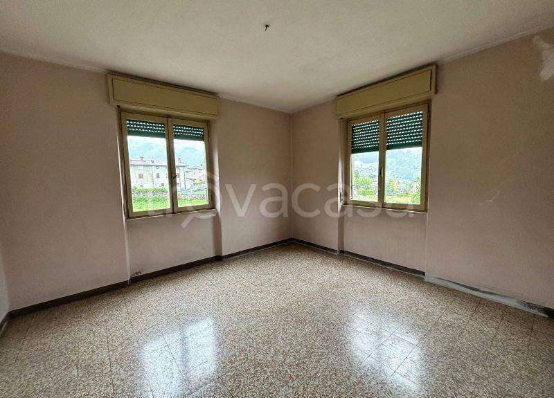 appartamento in vendita a Gandino