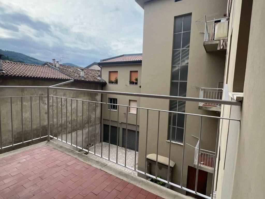 appartamento in vendita a Gandino