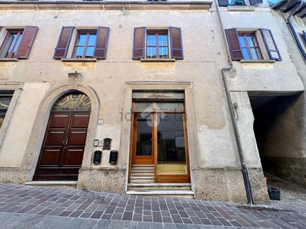 appartamento in vendita a Gandino in zona Cirano