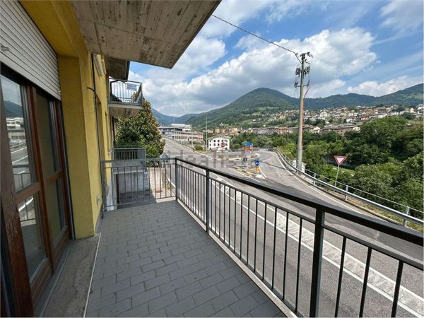 appartamento in vendita a Gandino in zona Cirano
