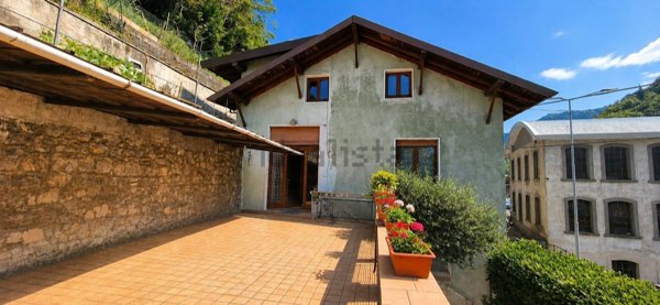 appartamento in vendita a Gandino