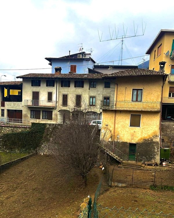 appartamento in vendita a Gandino