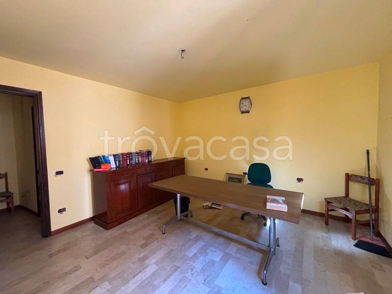 casa indipendente in vendita a Gandino