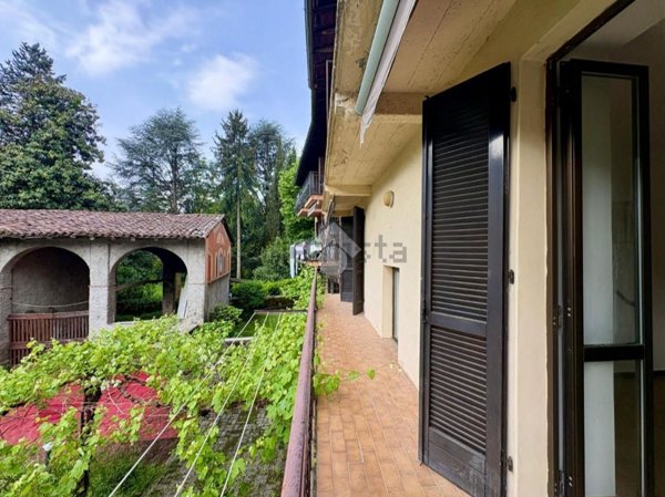 appartamento in vendita a Gandino in zona Cirano