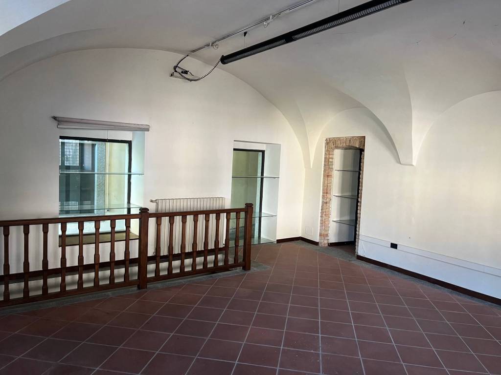 negozio in vendita a Gandino in zona Cirano