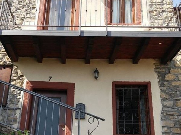 casa semindipendente in vendita a Gandosso