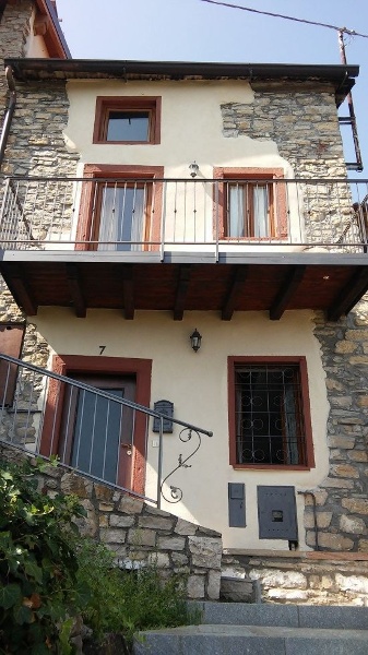 casa semindipendente in vendita a Gandosso