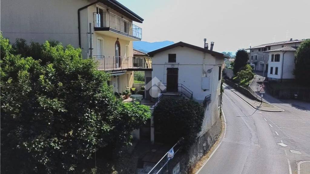 casa indipendente in vendita a Gandosso