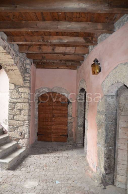 casa indipendente in vendita a Gaverina Terme